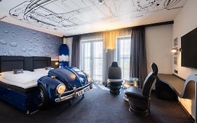 V8 Hotel Motorworld Köln